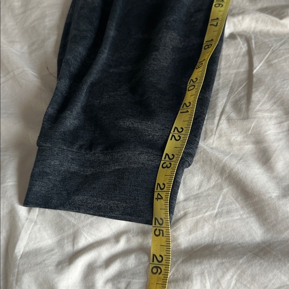 Vuori Black Charcoal Jogger Sweatpants - Picture 4 of 4